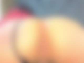 Live cam show with diosagolden - Colombia on Stripli.com