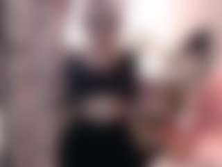 Live cam show with Kim - Public on liverealitysex.com