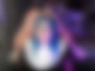 Live cam show with Kim - Granny Dildo on Stripli.com
