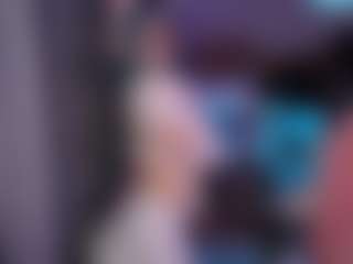 Live cam show with Kim - Camel Toe on iamadamtest123.com