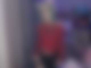 Live cam show with Kim - Dirty Talk on xDating