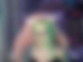 Live cam show with Kim - Brown Hair on Camsoda