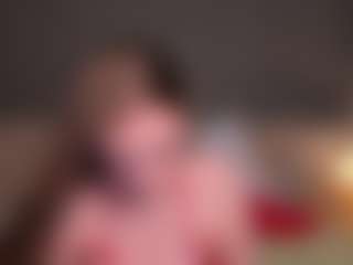 Live cam show with Amy-Desiree - Body Massage on Free Soda