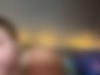 EvelyneGruis's Live Sex Cam Show