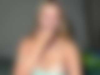 Live cam show with EvelyneGruis - Raven Hair on SpunkLive