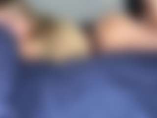 EvelyneGruis's Live Sex Cam Show