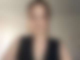 Live cam show with Lily - Strapon on Strip Flash - Live Sex Shows