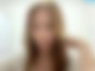 Live cam show with Lily - Green Eyes on Camsoda