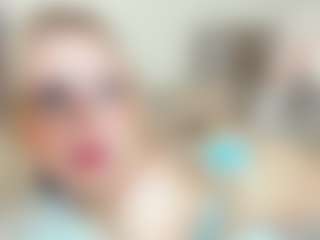 LeanaPenticoff's Live Sex Cam Show