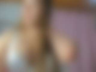 lia-velerth's Live Sex Cam Show