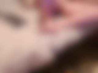 Live cam show with willitbegreat - Cock Rating on Dare Cams