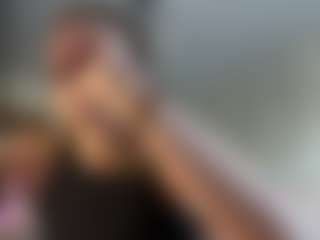 Live cam show with BrunaChamers - Doggy on CamwithHer