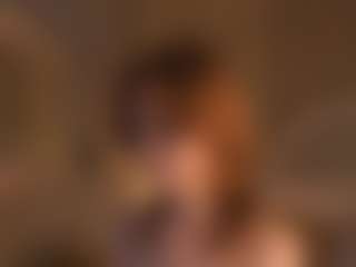 Live cam show with CarrieCapezzuto - Mature on UwU Esports