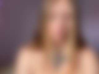 Live cam show with MaricruzWeisbrod - Granny Big Ass on Stripli.com