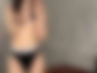 Live cam show with MayraGagnon - Alt on xplaylive.com