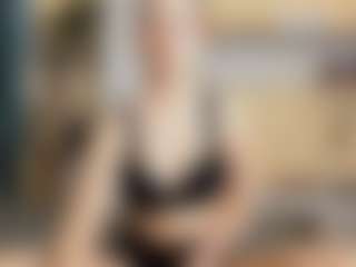 MonyHikari's Live Sex Cam Show