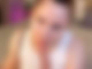 Live cam show with Paadmaa - Facial Piercings on Hubzter Live
