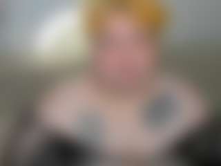 Live cam show with Sew - Twerking on Dolls Live