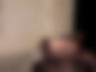Live cam show with Sew - Upskirt on livesuperchat.net