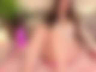 Эротическое вебкам-шоу SophiaEverly в прямом эфире