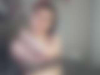 Live cam show with UshaSherdon - Ass Bouncing on camtv