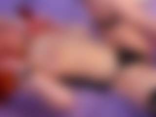 Live cam show with AmyLindsey - Lovense Middle Aged on Camsoda