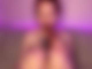Live cam show with ArlaMarusarz - Thin on AdultVida.com