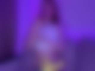 Live cam show with ArlaMarusarz - Facial on Chatstar