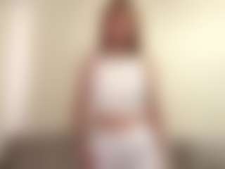 Live cam show with ArlaMarusarz - Thin on CamClone