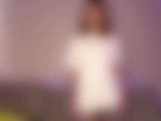 Live cam show with ArlaMarusarz - Facial on luckytryst.com