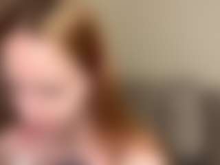 Live cam show with ArlaMarusarz - Blue Eyes on Cam Slut