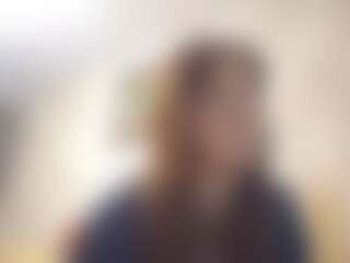 Live cam show with CorrinaFitzner - Straight on Dare Cams