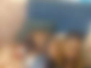 CurvyBootiliscious88's Live Sex Cam Show