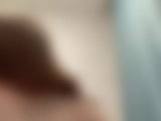 Live cam show with Molly - Nipple Piercings on dropp.cam
