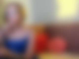 Live cam show with EmmaEthereal - Glasses on Camsoda