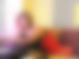 Live cam show with EmmaEthereal - Glasses on xheatlive.com