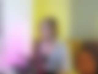 Live cam show with EmmaEthereal - Oil on Soda Cam