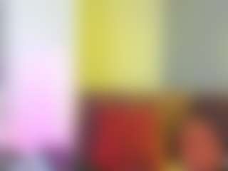 Live cam show with EmmaEthereal - Glasses on Camiplay Live