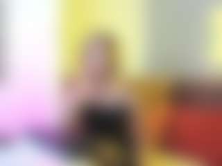 Live cam show with EmmaEthereal - Glasses on Uber Horny
