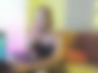 Live cam show with EmmaEthereal - Glasses on Camsoda