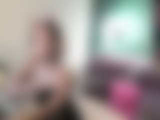 Live cam show with EmmaEthereal - Upskirt on Camsoda