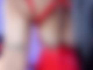 Live cam show with NinaBloom - MILF on Hubzter Live | colombia