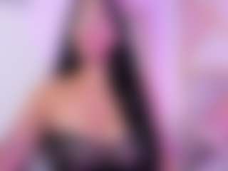Live cam show with NinaBloom - American MILF on camgirlchat.live | colombia