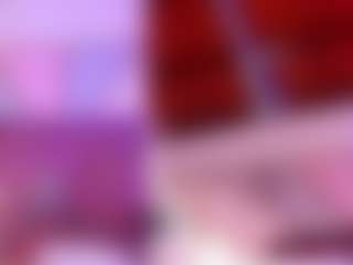 NinaBloom MILF webcam performer live streaming