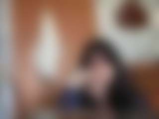 Live cam show with PhoebeRandzin - Eating Pussy on AdultVida.com