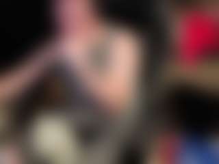 Live cam show with DeRekzman - Tease on thefappeningchat.com