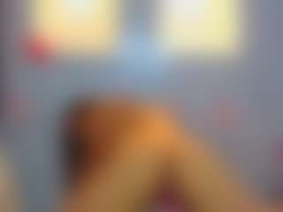 Genesis-B's Live Sex Cam Show