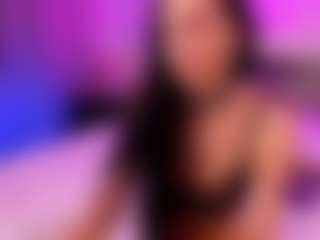 Live cam show with Avrora-Mars - Sensual on livesuperchat.net