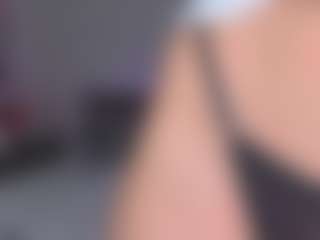 Live cam show with Avrora-Mars - Camel Toe on Chatstar