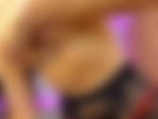 Live cam show with Avrora-Mars - Flirt White on Livezox | united states